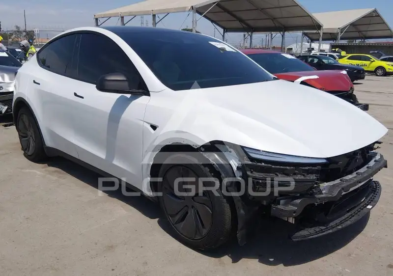 2026 Tesla Model Y фото