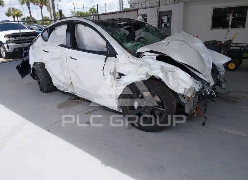2026 Tesla Model Y фото