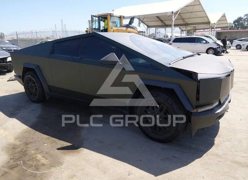 2026 Tesla Cybertruck photo