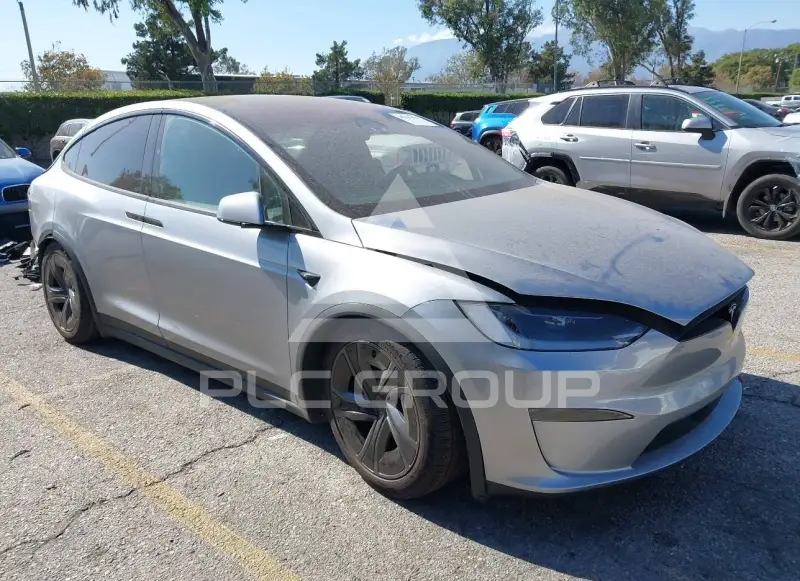 2026 Tesla Model X фото