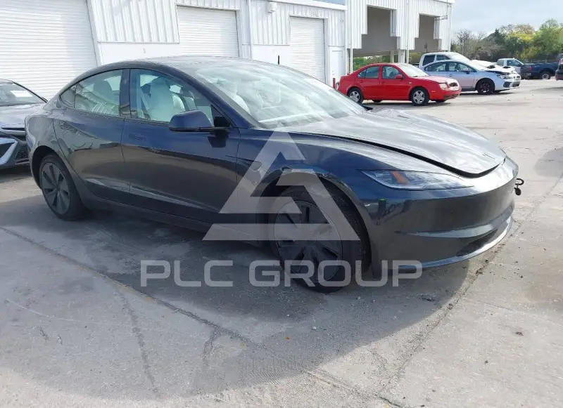 2026 Tesla Model 3 фото