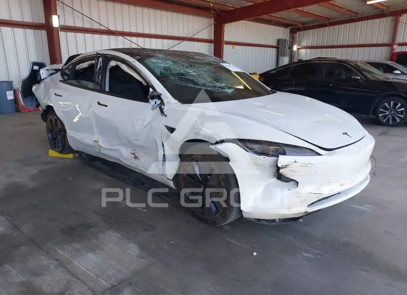 2026 Tesla Model 3 фото