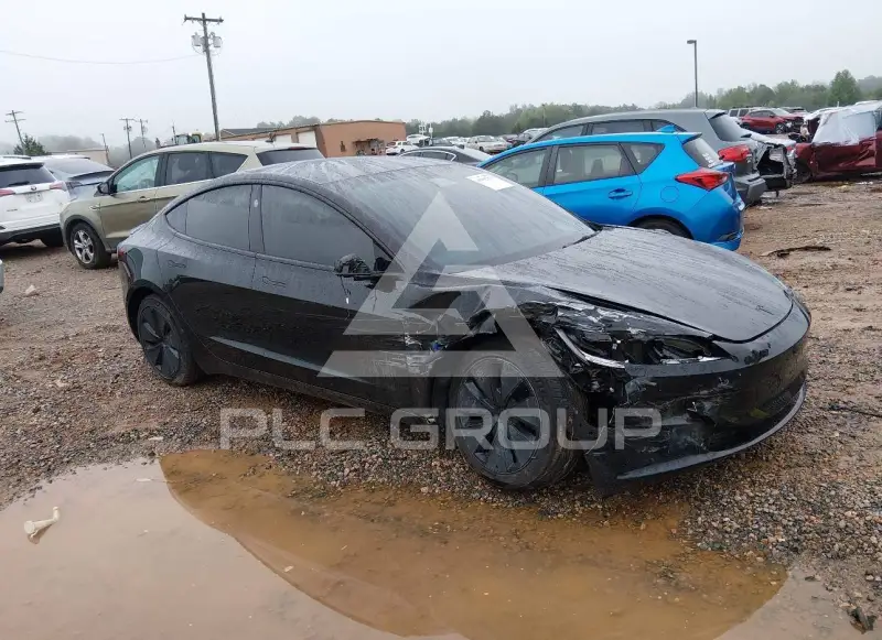 2026 Tesla Model 3 фото