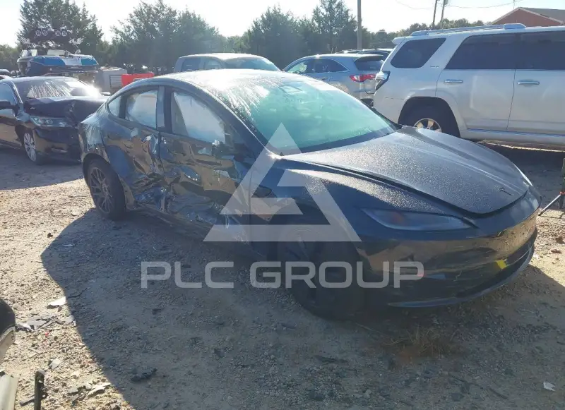 2026 Tesla Model 3 фото