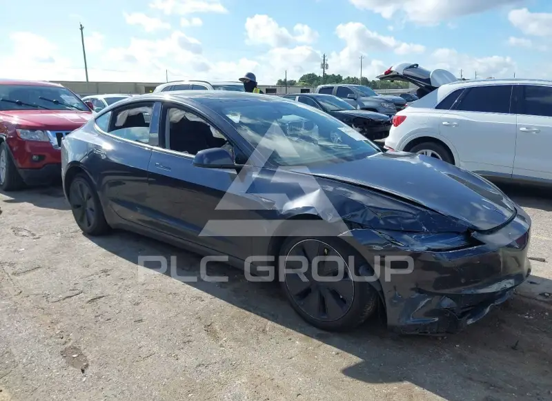 2026 Tesla Model 3 фото