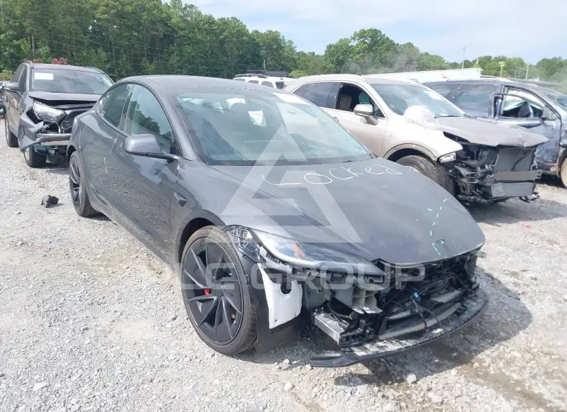 2026 Tesla Model 3 фото