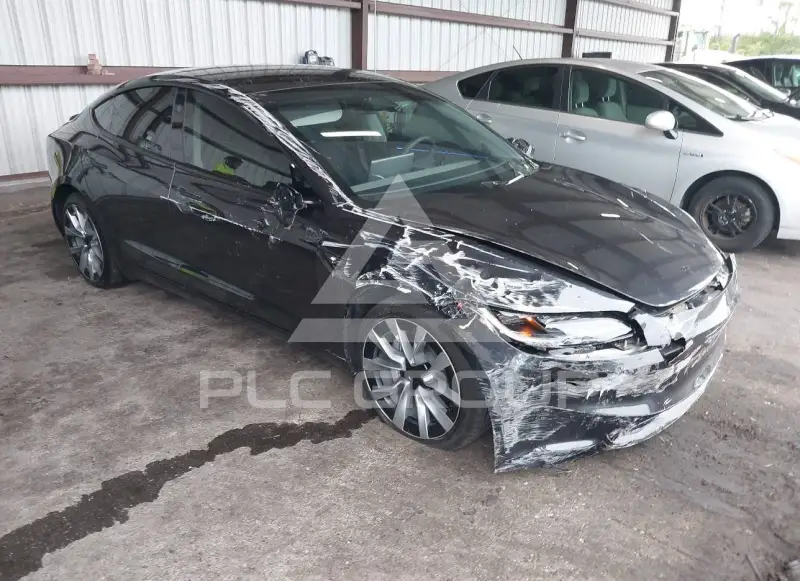 2026 Tesla Model 3 фото