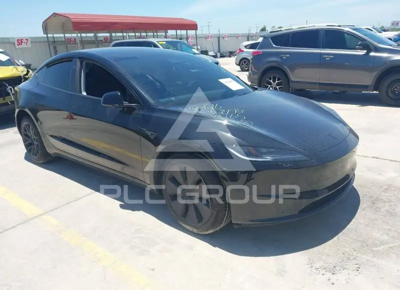 2026 Tesla Model 3 фото