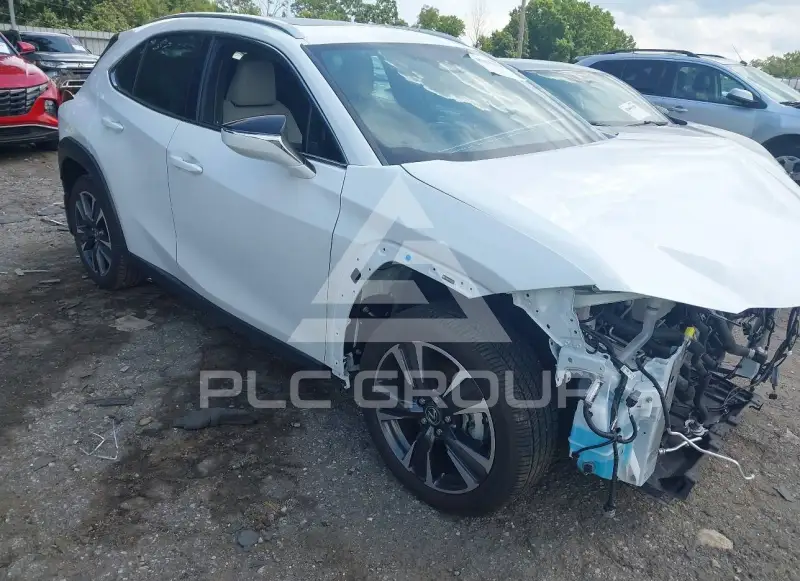2026 Lexus UX фото