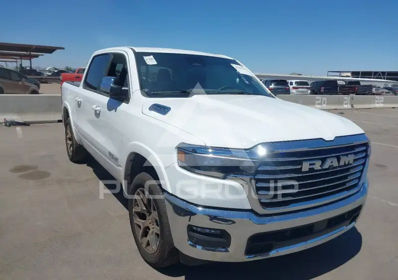 2026 RAM 1500 фото