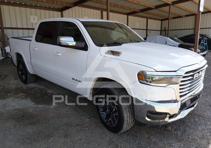 2026 RAM 1500 фото