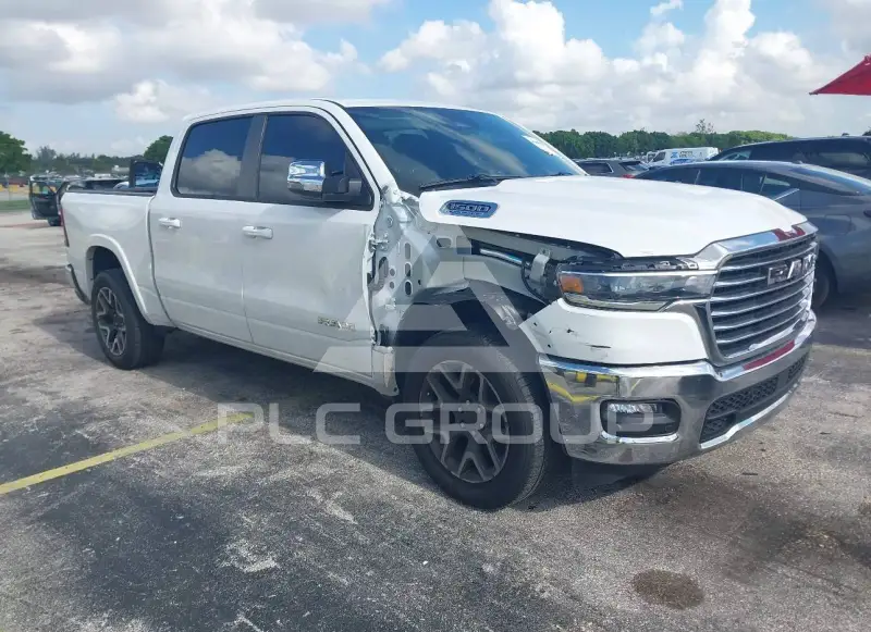 2026 RAM 1500 фото