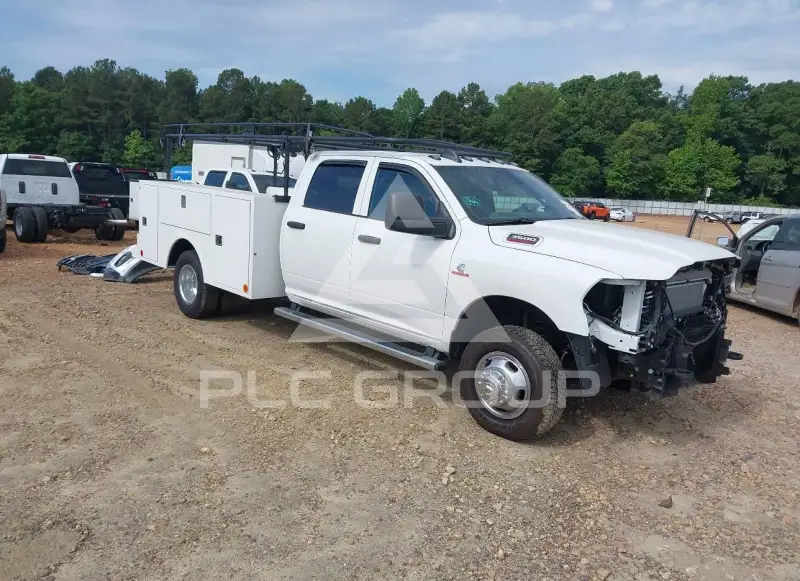2026 RAM 3500 photo