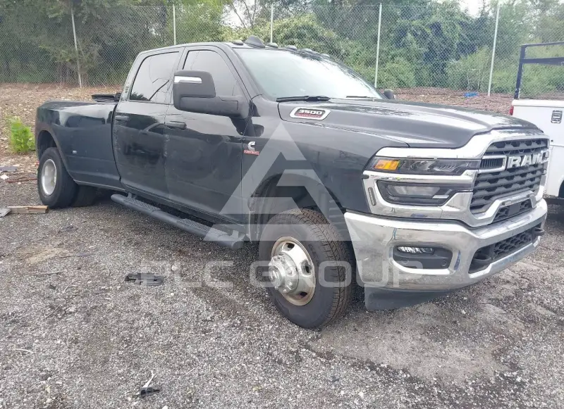 2026 RAM 3500 photo