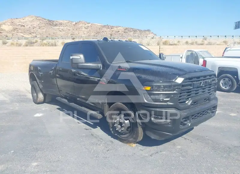 2026 RAM 3500 фото