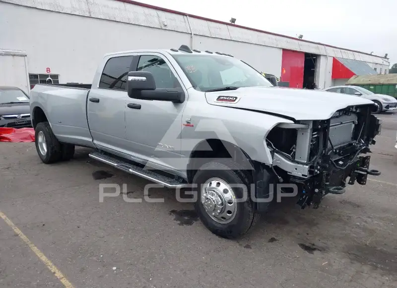 2026 RAM 3500 photo