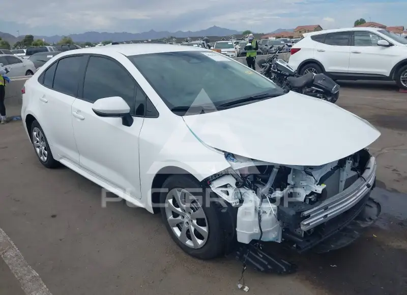 2026 Toyota COROLLA photo