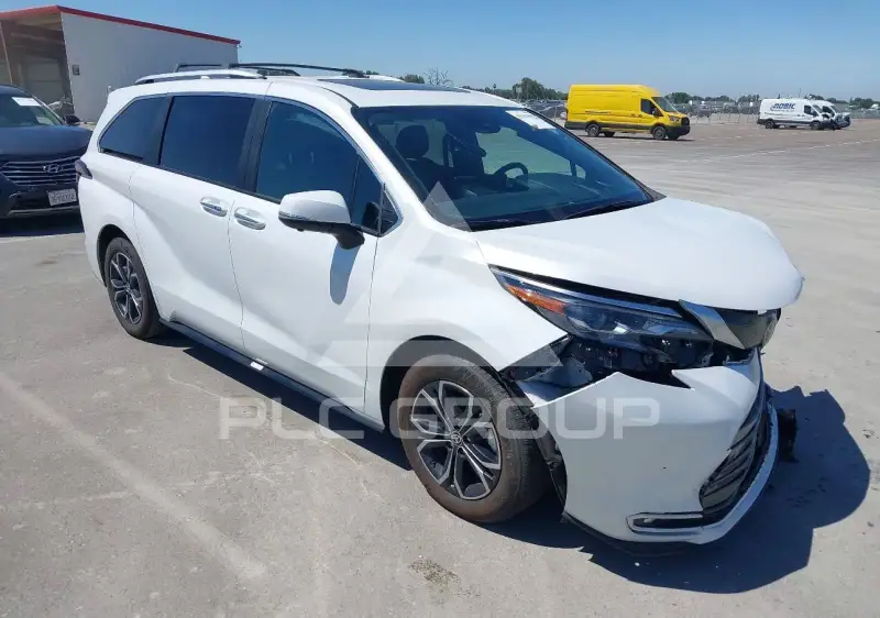 2026 Toyota SIENNA фото