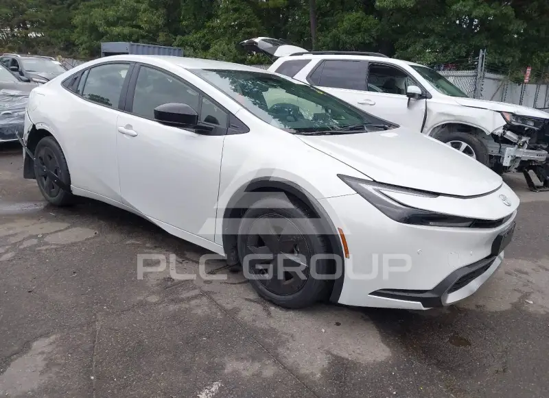 2026 Toyota PRIUS фото