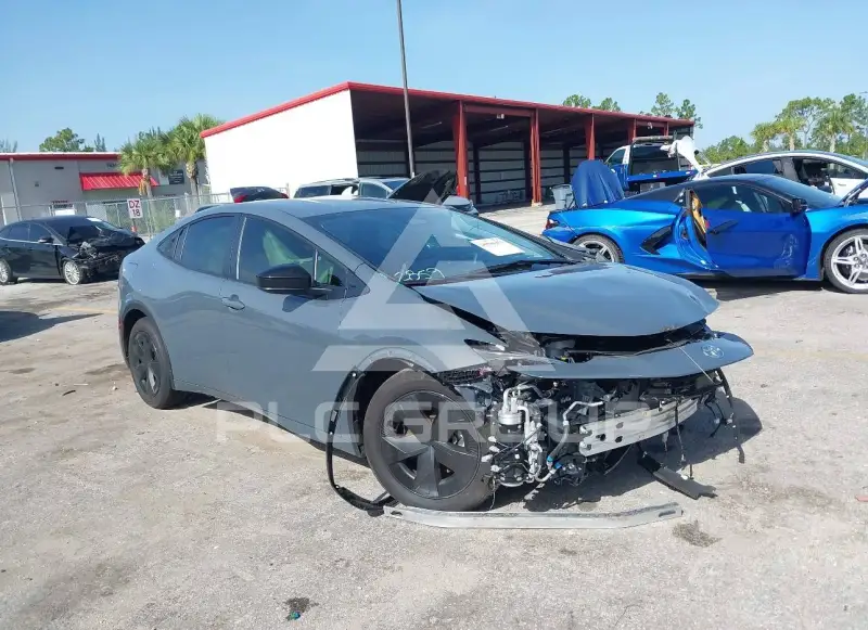 2026 Toyota PRIUS photo