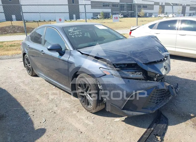 2026 Toyota CAMRY фото