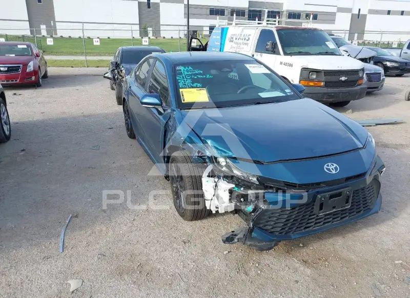 2026 Toyota CAMRY фото
