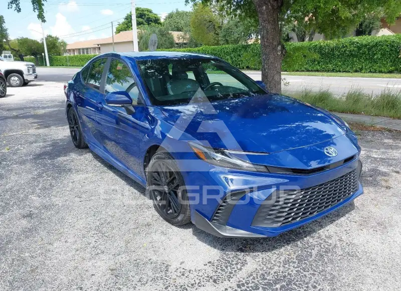 2026 Toyota CAMRY photo