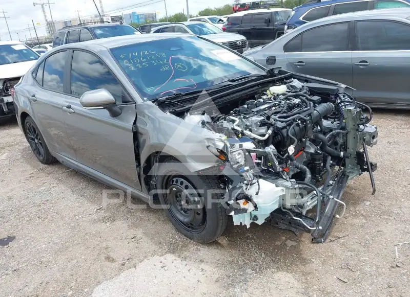 2026 Toyota CAMRY фото