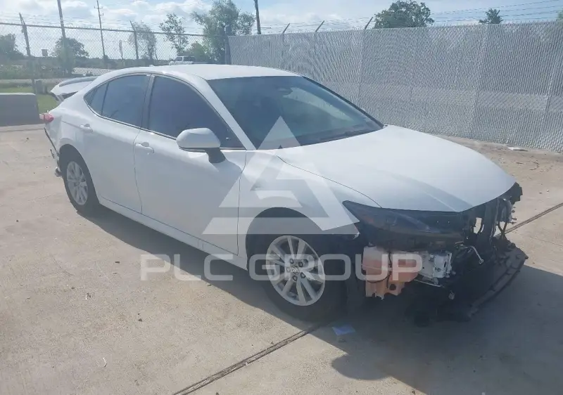 2026 Toyota CAMRY фото