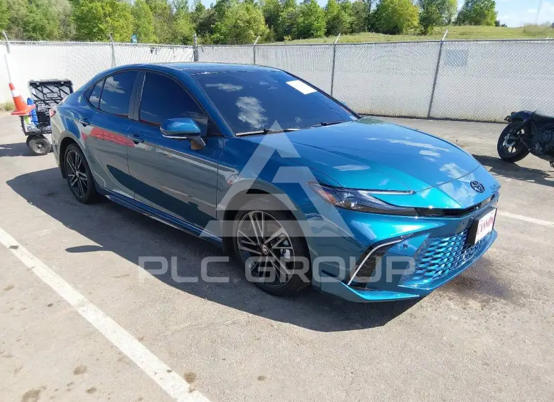 2026 Toyota CAMRY фото