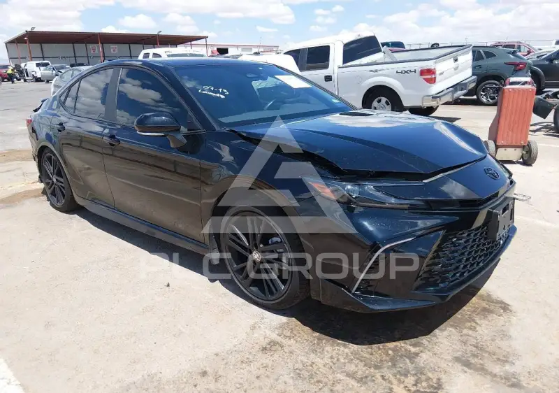 2026 Toyota CAMRY фото