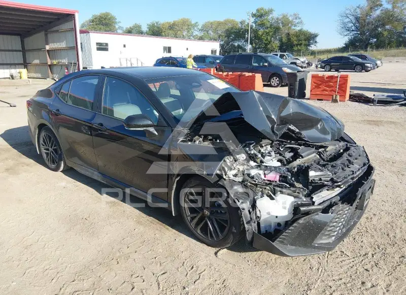 2026 Toyota CAMRY фото