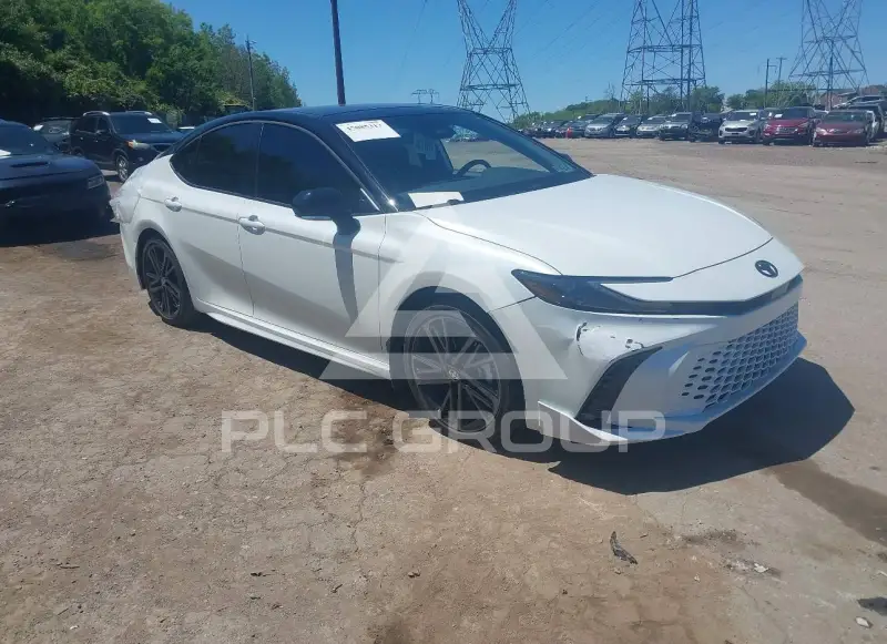 2026 Toyota CAMRY фото