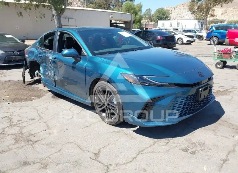 2026 Toyota CAMRY фото