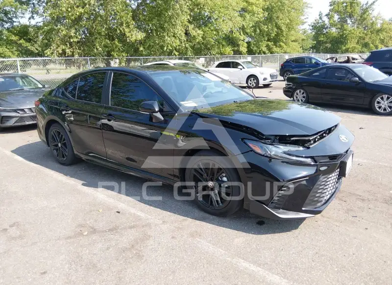 2026 Toyota CAMRY фото
