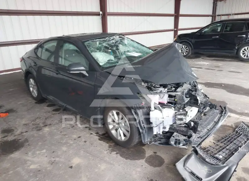 2026 Toyota CAMRY фото