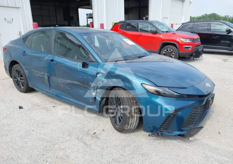 2026 Toyota CAMRY фото