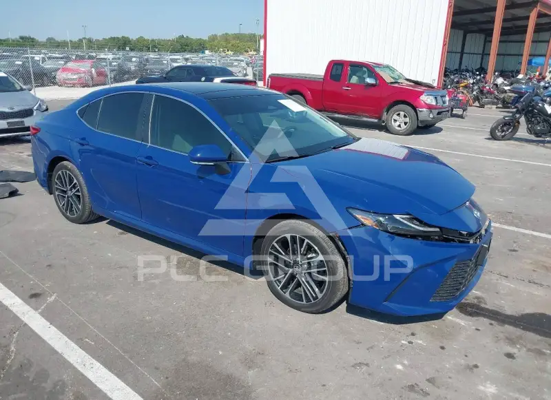2026 Toyota CAMRY фото
