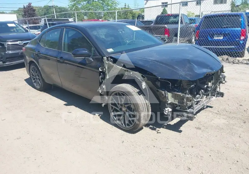 2026 Toyota CAMRY фото