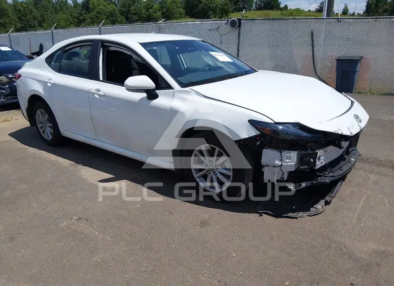 2026 Toyota CAMRY фото