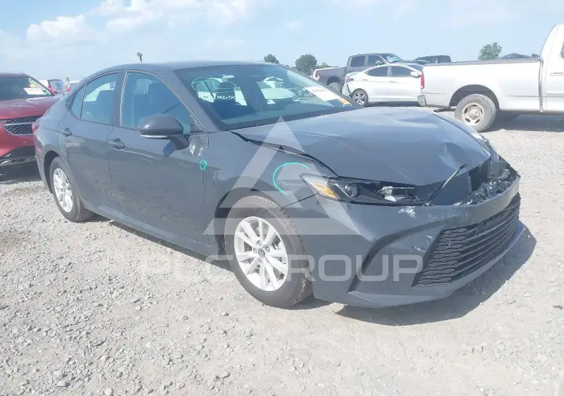 2026 Toyota CAMRY photo