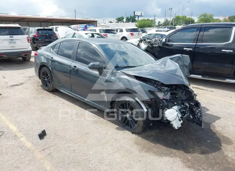 2026 Toyota CAMRY photo