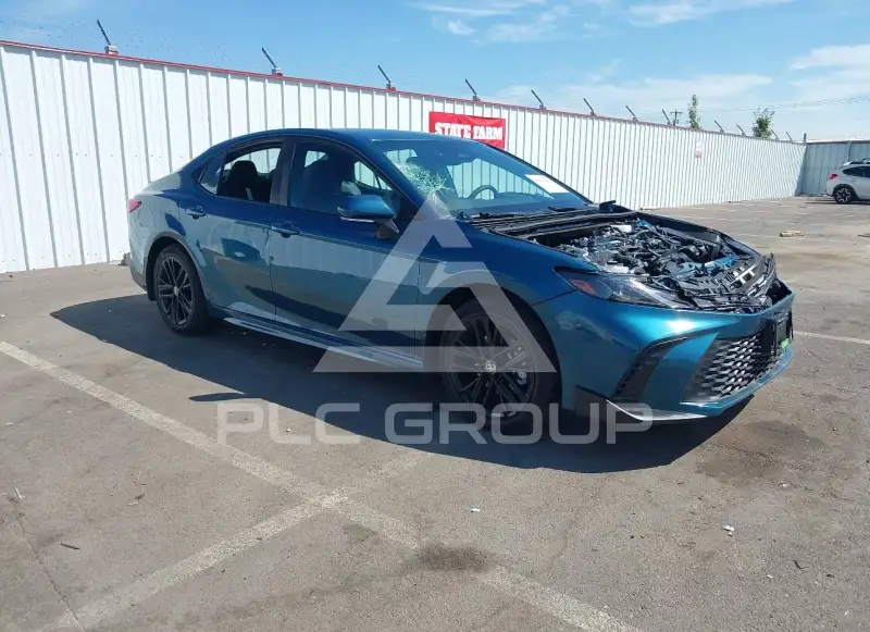 2026 Toyota CAMRY фото