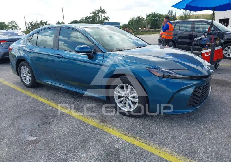 2026 Toyota CAMRY photo