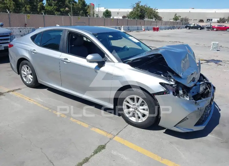 2026 Toyota CAMRY фото