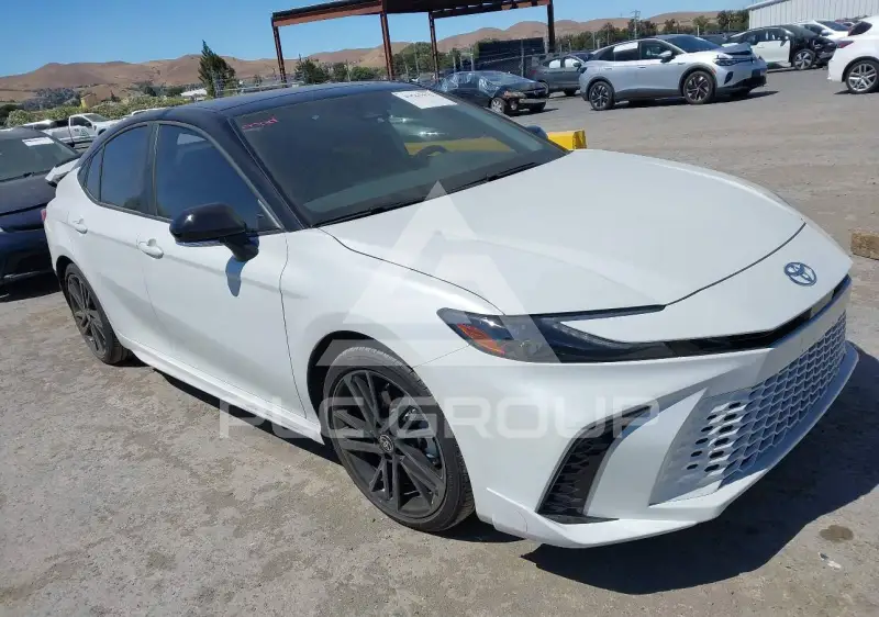 2026 Toyota CAMRY фото