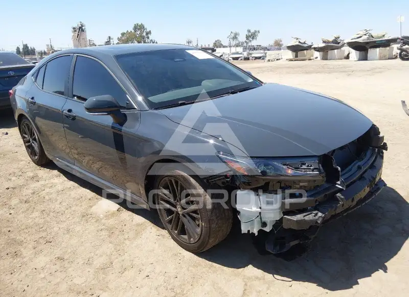 2026 Toyota CAMRY фото