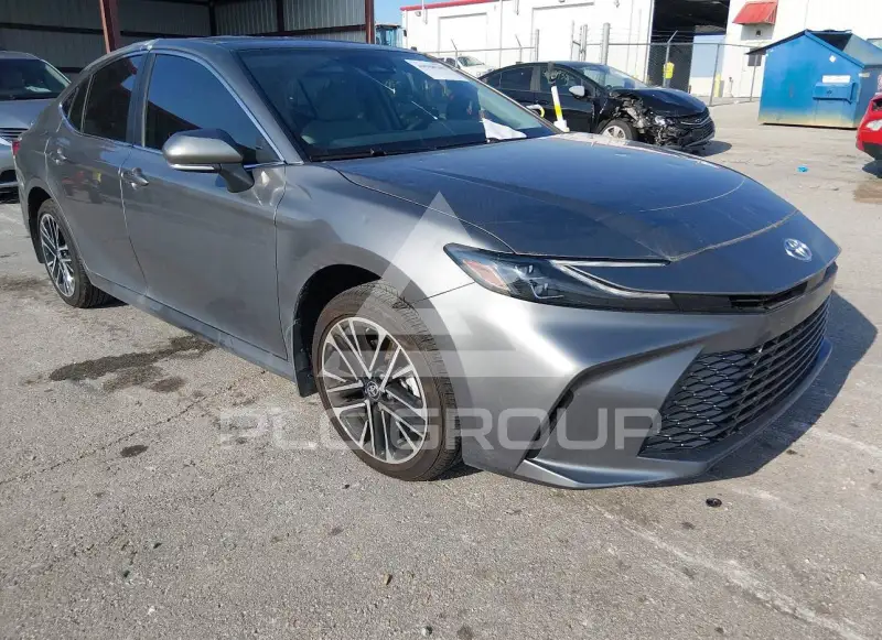 2026 Toyota CAMRY фото