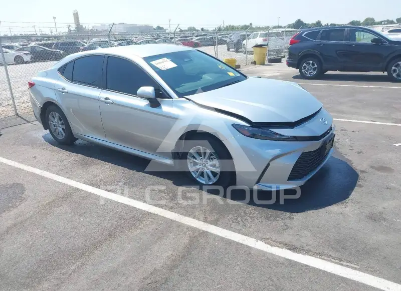 2026 Toyota CAMRY фото
