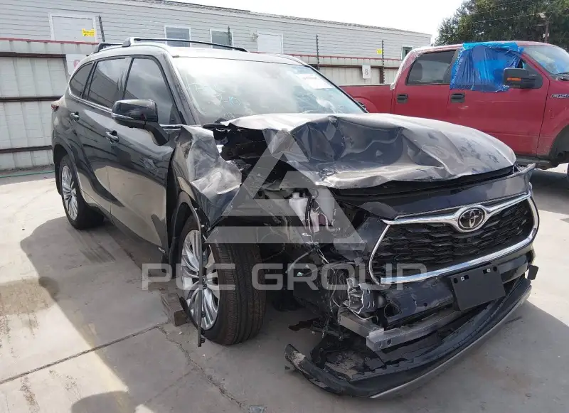 2026 Toyota Highlander фото